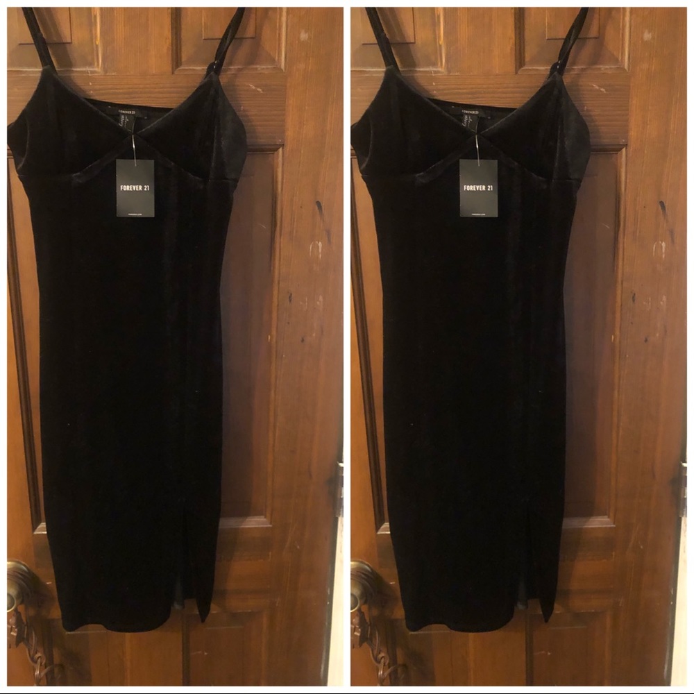 Black velvet dress - Picture 2 of 2